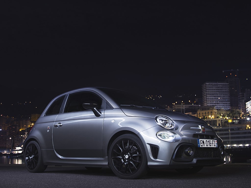 Abarth 595C Convertible 595C Esseesse (Automatic)